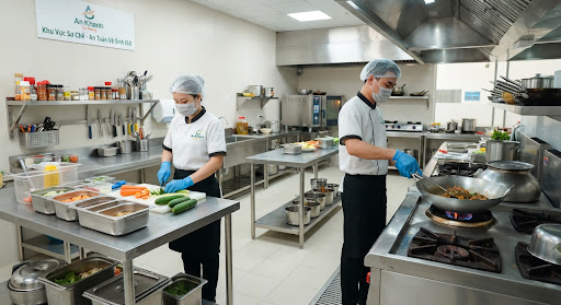 Bếp trung tâm chế biến suất ăn